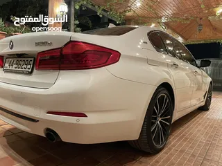  5 BMW 530e 2018 Black edition