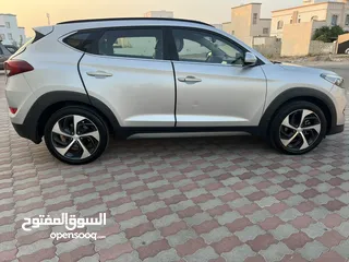  3 Hyundi tucson 2017