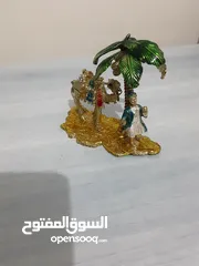  7 تحف وانتيكات ... للديكور والتزين صحراء وجمل ونخلة ممتازة وسعر معقول بحالة جيدة جدا