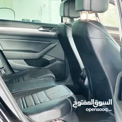  13 باسات Rline شركة