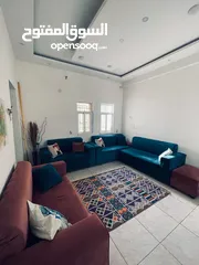  1 طقم كنب 9 مقاعد +بفه  بحاله ممتازه