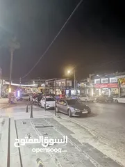  4 مطعم شاورما