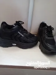  2 بوط اسود جديد