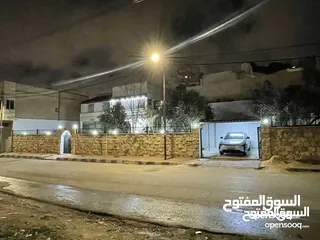  2 بيت مستقل - طابقين - مجدد بالكامل - ايدون