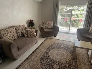 6 غرفه جلوس بحاله جيده للبيع