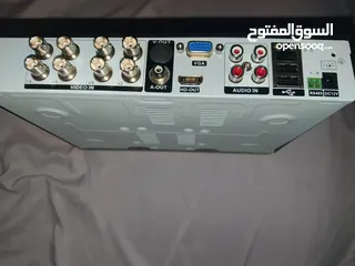  2 نضام مراقبه كامل متكامل 4 كمرات مع DVR مع هارد 500g مع محول البور