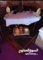  4 اثاث مستعمل طقم كنب 9 مقاعد مع بوفيه 3 قطع وطاولة تلفاز وطاولة زاوية