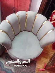  4 طقم كنب 7 مقاعد للبيع بحاله جيدة جدا