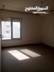  19 شقه اخير مع روف للبيع في عبدون - ref:14681