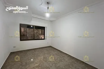  3 شقة مميزة - تلاع العلي - 3نوم 1ماستر - ارضية - ترس - مدخل مستقل - قرب الخدمات العامة