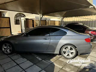  2 بي ام دبليو 325i 2013 لون الخارجي رمادي لون الداخليه احمر  شرط الفحص ماشيه 172