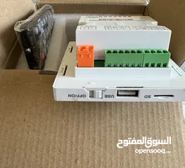  6 مكبر صوت واي فاي ذكي مع شاشه بنظام اندرويد  تعمل باللمس راديو بلوتوث لون ابيض