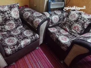  2 كنب للبيع( مستعمل للبيع غير مسطرد)