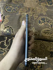  4 ايفون8بلس البطاريه89اصليه والشاشه اصليه كل قطعو اصليه