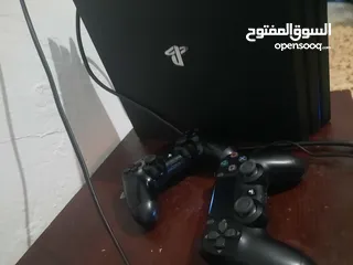  3 بلاستيشن 4 برو مع حساب العاب مجاني