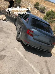  4 سكودا اوكتافيا   بنزين اوتوماتيك