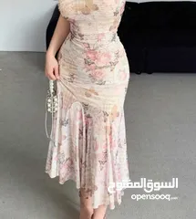  1 تشكيله من فساتين الشي ان فرس سايز لوزن 80 السعر 8.5دنانير