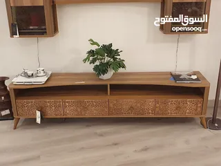  1 Complete TV Room Set - Like New مجموعة كاملة من غرف التلفزيون- Whatsapp Please