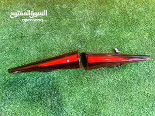  7 تويوتا بريوس 2019/2022 حاضنة نمرة غطاء خلفي  عاكسة صندوق خلفي بريوس2019/2022اضوية خلفية تويوتا بريوس