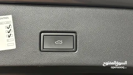  8 T-Roc R line X2 Black Edition تي-روك بالسعر المميز و بكامل الاضافات