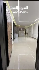  8 شقة للبيع طابق ارضي 95م مع ترس 50م (سكنية - استثمارية) في ديرغبار شارع ال 60 ، مطبخ راكب ، تدفئة غاز
