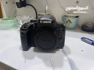  1 كاميرا كانون D800 للبيع