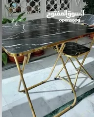  3 طاولة ماربل مربعة قابلة للطي  متوفرة باللون الأسود و اللون الابيض