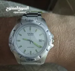  8 ساعة كاسيو جديده بالكرتونه للبيع