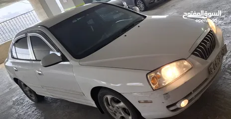  1 هونداي افانتي لقطة