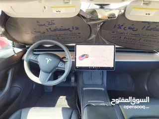  16 Tesla Model 3 2021