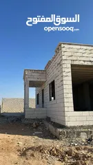  2 بيت مستقل للبيع في الذهيبه الشرقيه ق التشطيب أربع واجهات حجر مساحه البناء 220 متر