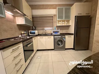  4 شقة مفروشة للايجار في الشميساني  ( Property 39042 ) سنوي فقط