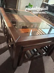  2 طاولتين وسط