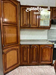  8 اثاث منزلي كامل بحالة جيدة جدا مستعمل