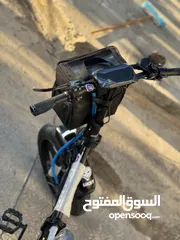  4 بسكليت كهرباء عريض
