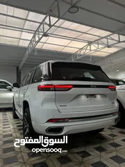  5 الخليج العربي لتجارة السيارات يقدم لكم العرض  الحصري جيب كراند شيروكي سمت 2024  زيرو للبيع