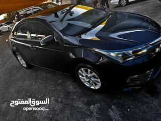  4 تويوتا كورولا 2018 بنزين وارد الوكالة لون اسود مالك واحد قطعت 145 الف كم