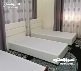  9 أسرة  تخوت