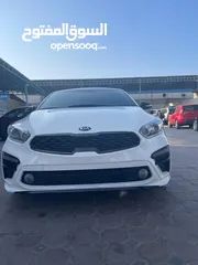  4 KIA FORE car