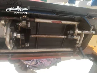  5 ماكنه خياطه نوع melica مع متور ورجل دعسه كهرباء وشغاله ميه الميه
