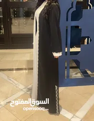  4 فستان طويل فوقه جلباب