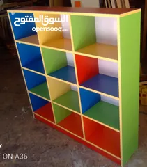  1 خزانة عيون خشب ملون 12 خانة   للحضانات ورياض الأطفال. متوفر خدمة التوصيل