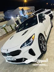  4 Kia Stinger GT1 2019