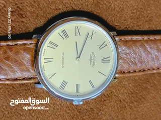  6 ساعات قديمه مخزنه