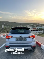  3 سيات ارونا