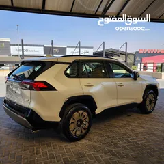  8 TOYOTA RAV4 XLE HYBRID- BLACK EDITION-2024-صنع ياباني