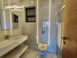  24 شقة طابقية فاخرة للبيع في عبدون ref : 14386