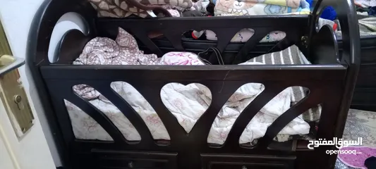  2 سرير بيبي جديد