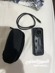  1 كاميرا insta360 x4