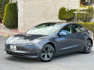  13 Tesla model 3 Long rang dual motor للبيع بسعر مغري ومستعجل